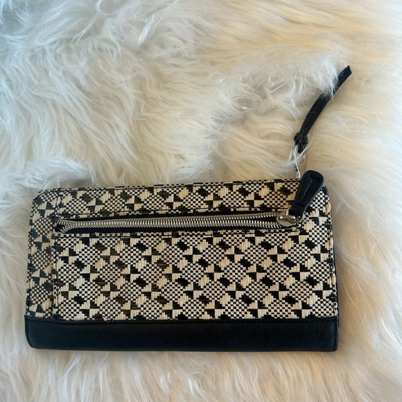 Relic by Fossil Black and white Patterned wallet with zipper. NWOT S - Picture 3 of 10